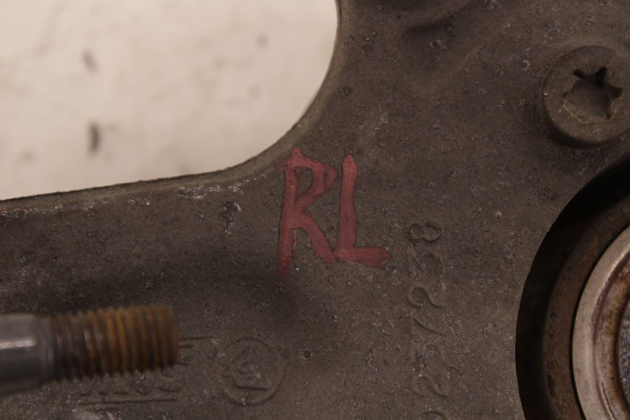 1997-2004 Chevrolet Corvette Rear Left Driver Side Spindle Knuckle Hub 10332529 - Alshned Auto Parts