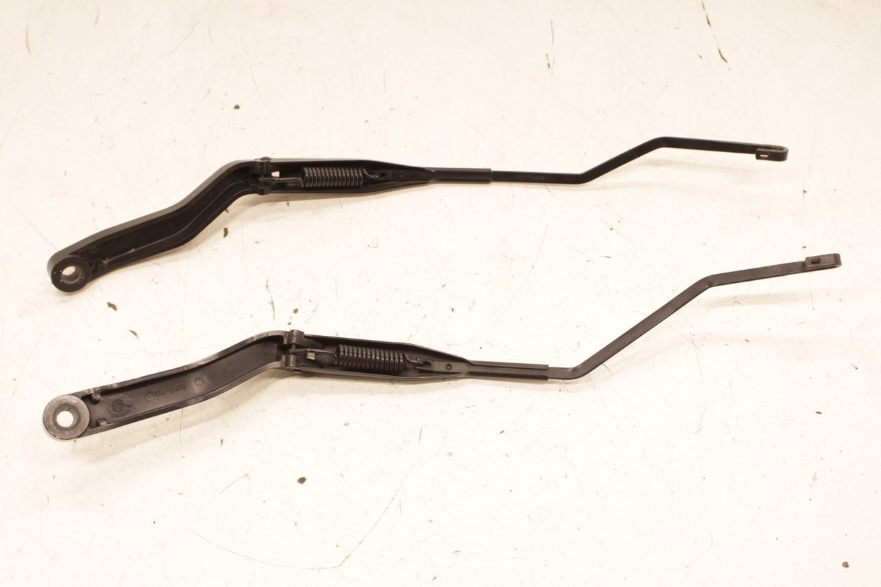 17-26 RAM 2500 Tradesman Front Right and Left Windshield Wiper Arm 55277450AD - Alshned Auto Parts