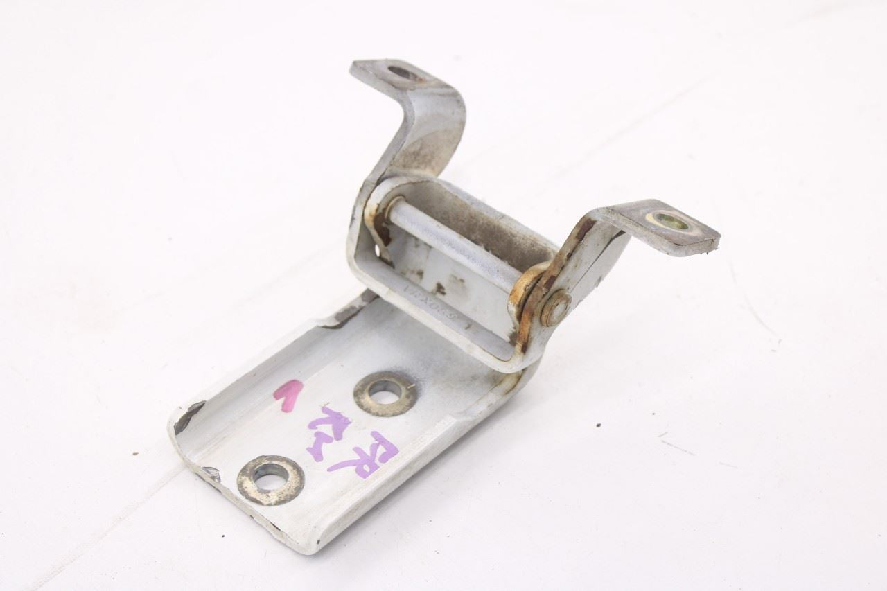 2002-19 International 4300 Front Right Lower and Upper Door Hinge Set 3549259C27
