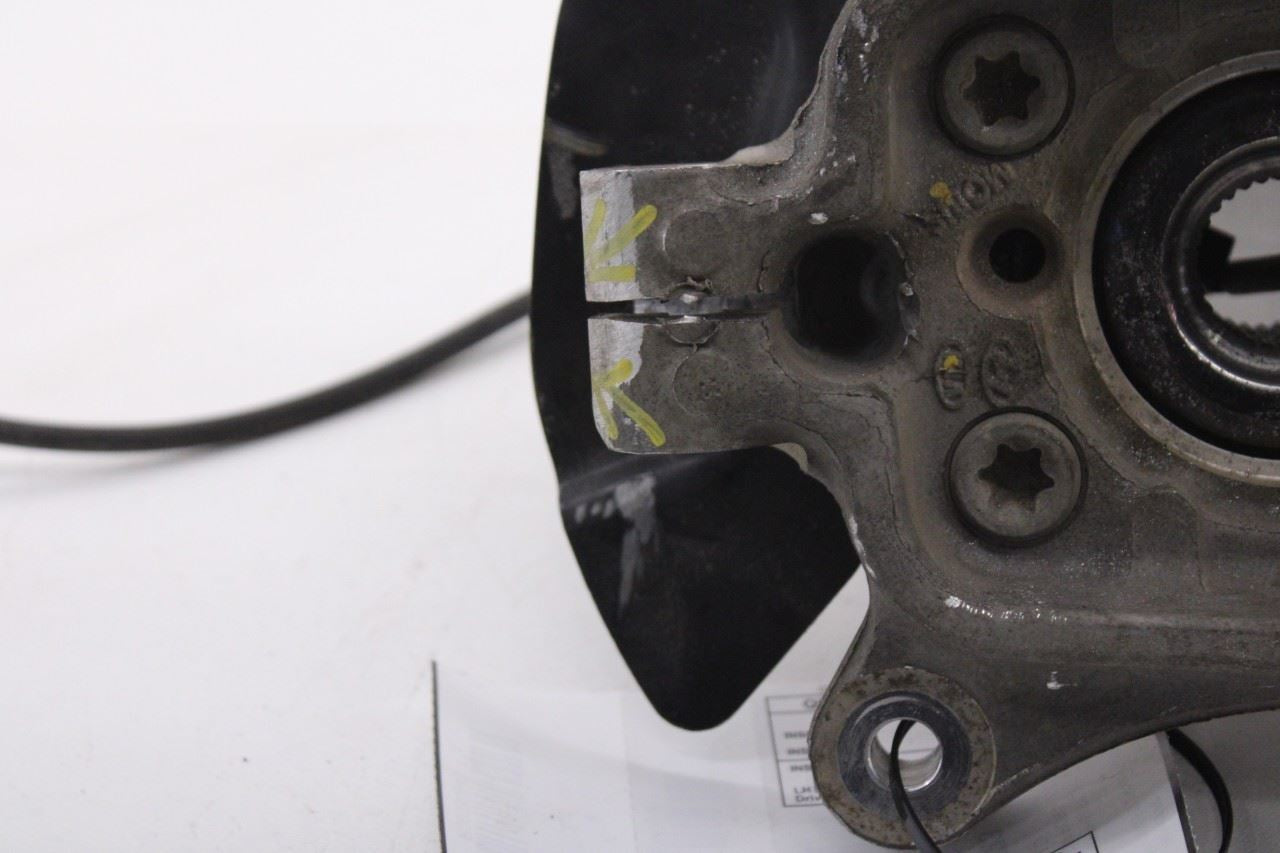 2021-23 Hyundai Santa Fe SEL 2.5L AWD Front Left Side Spindle Knuckle Hub *ReaD* - Alshned Auto Parts