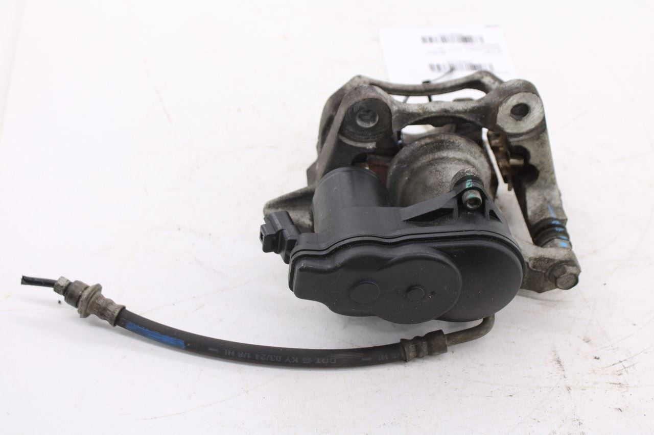 2020-24 Toyota Corolla LE 2.0L FWD Rear Left Side Brake Disc Caliper 47850-023408