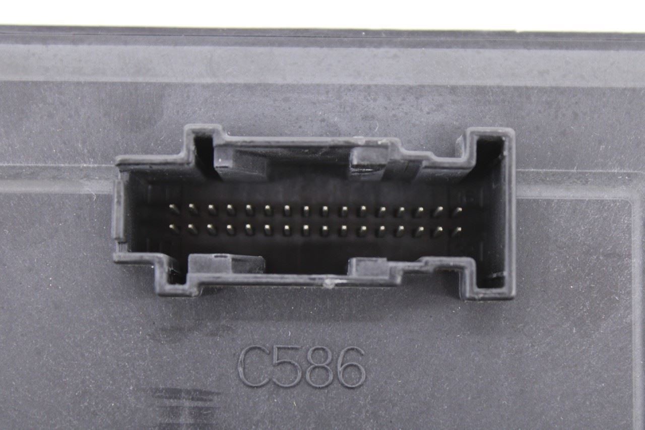 2010-12 Land Rover Range Rover HSE 5.0L Cabin Instrument Panel Fuse Relay Block - Alshned Auto Parts