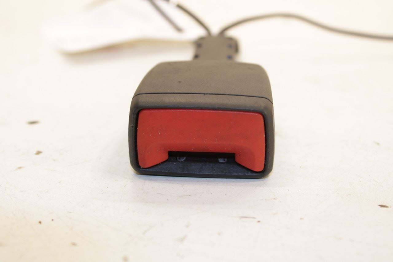 2018-20 Volkswagen Atlas S 3.6L AWD Front Passenger Right Side Seat Belt Buckle - Alshned Auto Parts