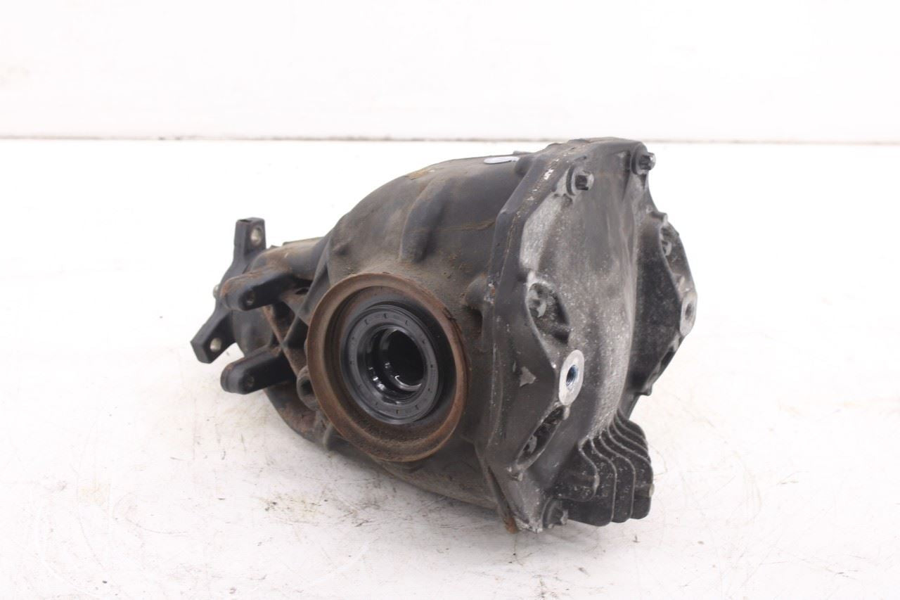 2003-2006 Mercedes-Benz E500 RWD Rear Axle Differential Carrier 2113506562 OEM7