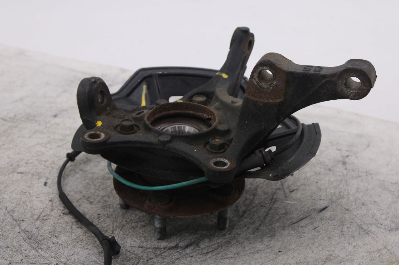 2021-2026 Hyundai Elantra SE 2.0L FWD Front Driver Left Side Spindle Knuckle Hub10