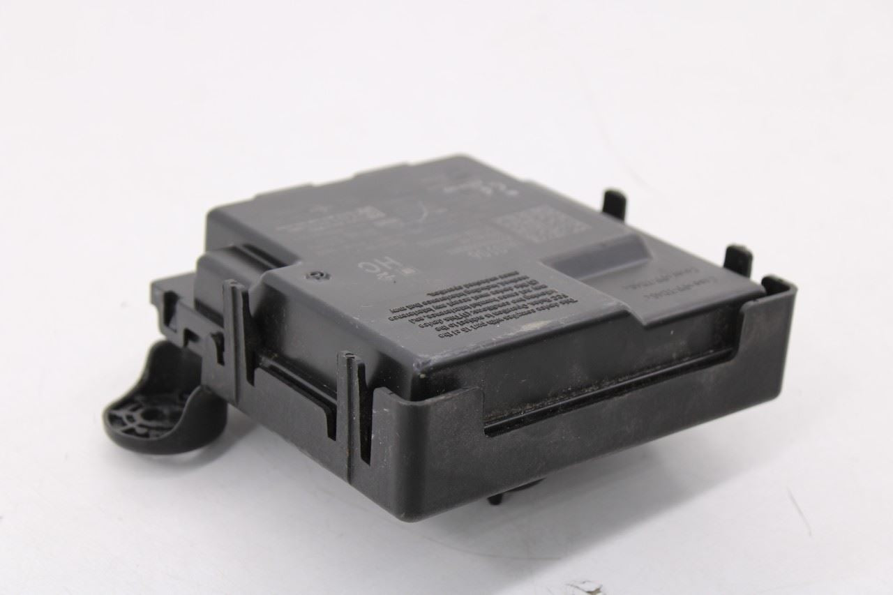 2018 Chevrolet Equinox LT Theft-Locking Keyless Entry Control Module 13510106 5