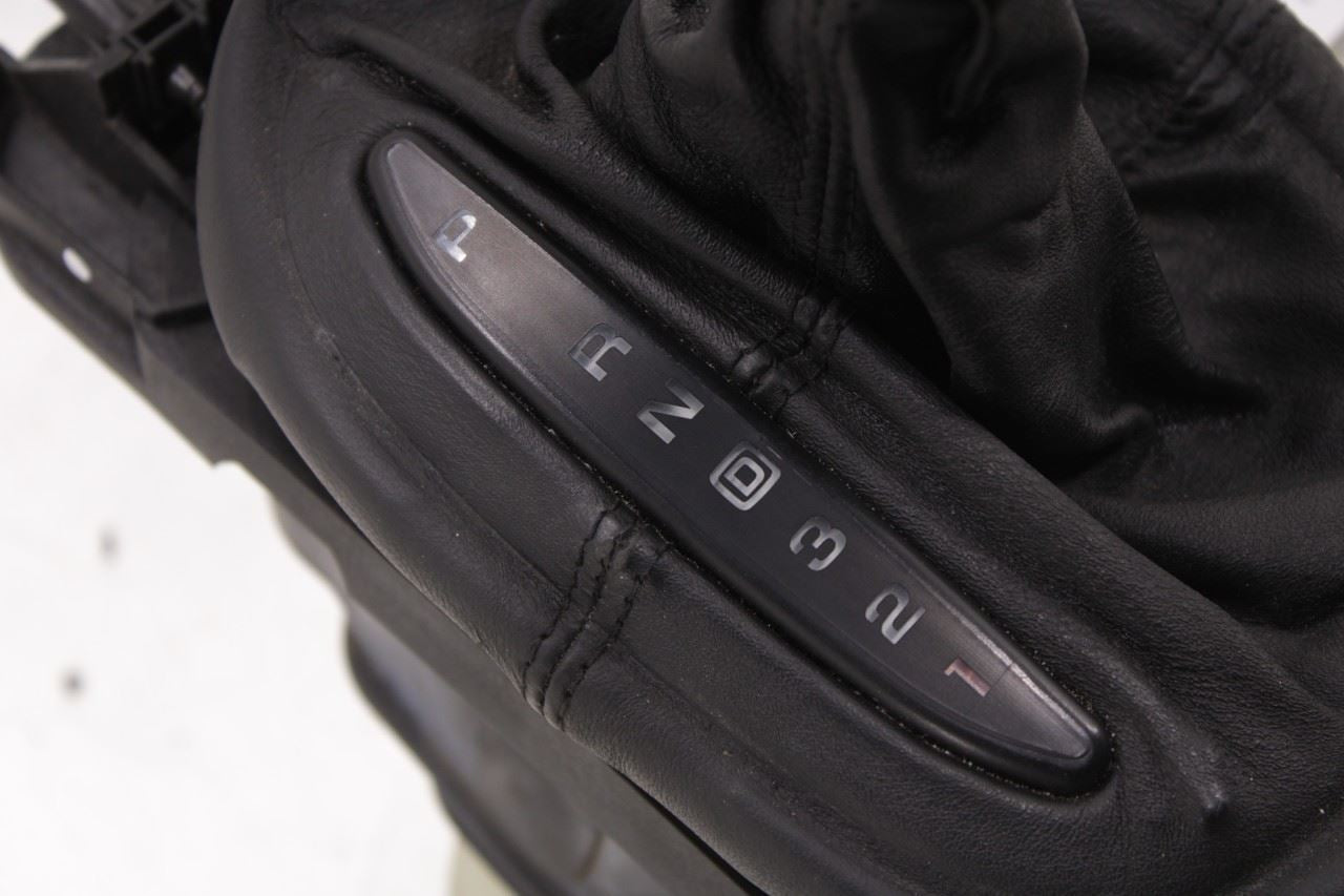 1997-2004 Chevrolet Corvette 5.7L Automatic Transmission Gear Shifter Lever Knob - Alshned Auto Parts