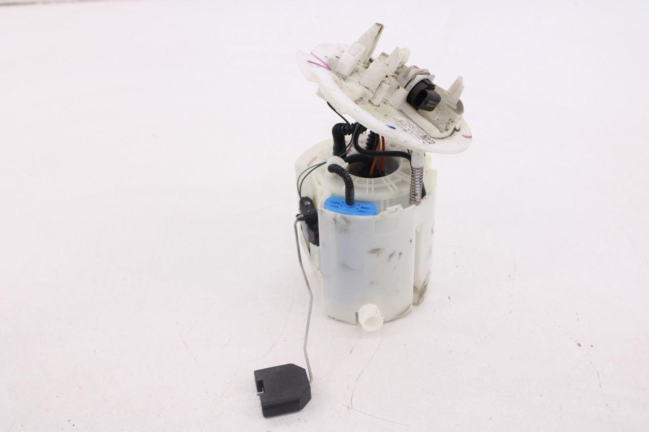 2017-2023 Mercedes-Benz C300 4Matic 2.0L In Tank Fuel Pump Assembly 20547049003