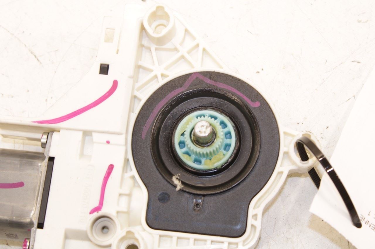 2011-2018 Porsche Cayenne Platinum Front Left Door Power Window Motor 8K0959801B - Alshned Auto Parts