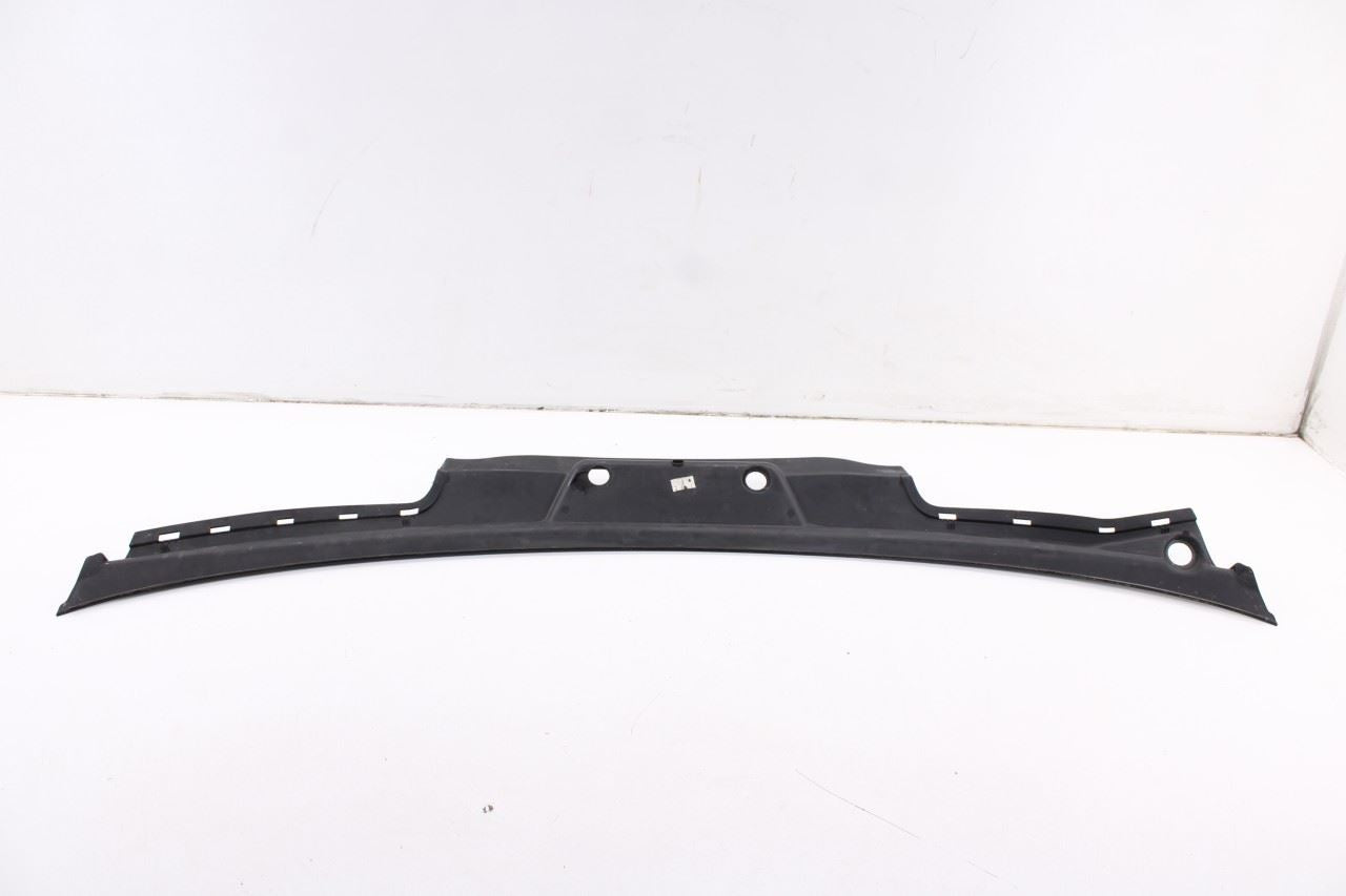 2011-2018 Porsche Cayenne S Front Windshield Cowl Vent Panel 7P5-819-401-B OEM13