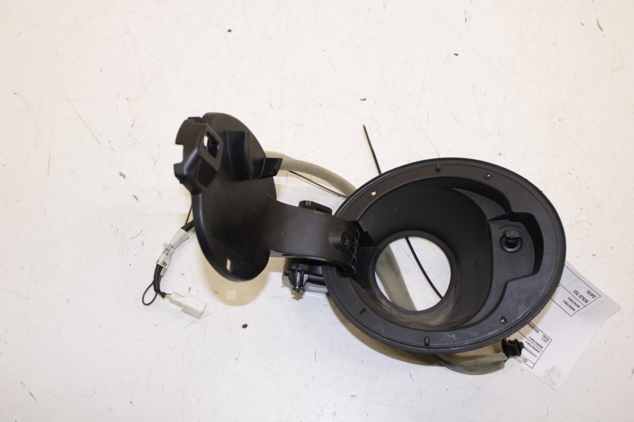 21-25 Mazda CX30 S 2.5L Fuel Tank Filler Door Lid Cover Pocket DGH942421 *ReaD* - Alshned Auto Parts