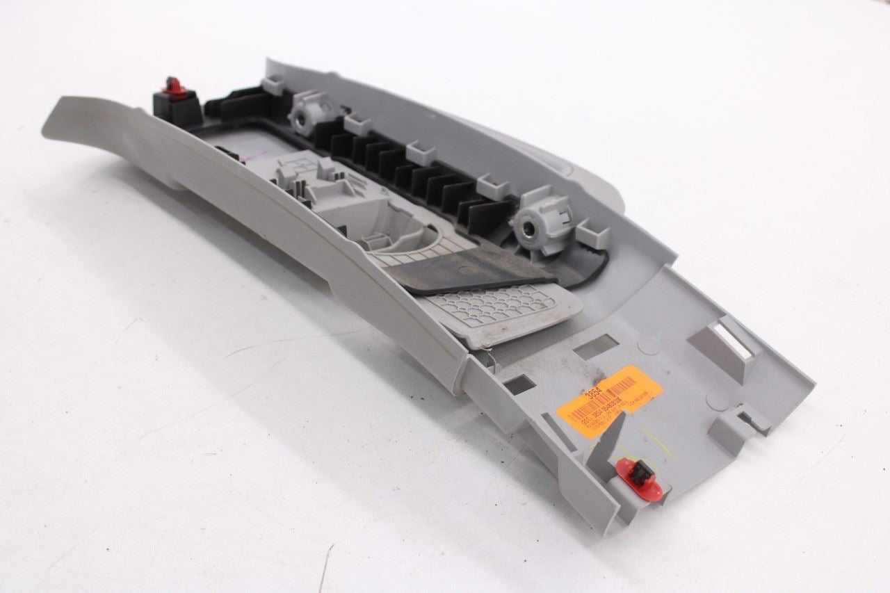 14-19 Chevrolet Silverado 1500 2WT RH and LH Center Upper B-Pillar Trim 2323443511