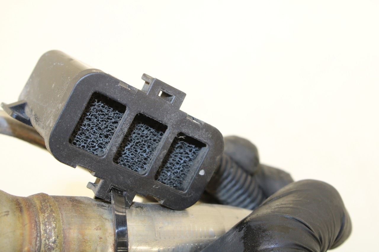 2017-2023 GMC Acadia SLT-1 3.6L Fuel Filler Neck Hose Tube Pipe 84376142 OEM - Alshned Auto Parts