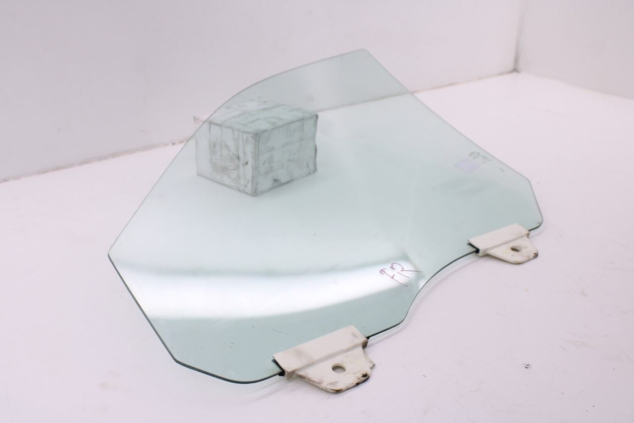 2011-2026 Dodge Durango SXT Front Right Door Window Movable Glass 68068670AC OEM7