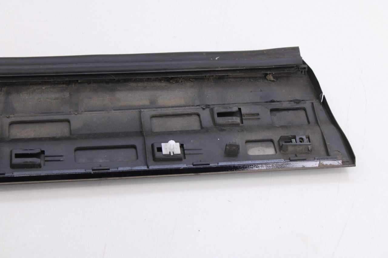 2011-18 Porsche Cayenne S Front Right Door Lower Garnish Molding 95855978804G2X10