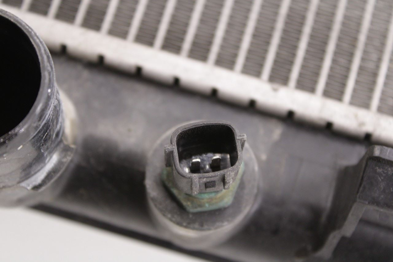 16-24 Infiniti Q50 Premium 3.0L Primary Engine Coolant Radiator 214604HK0A *ReaD - Alshned Auto Parts