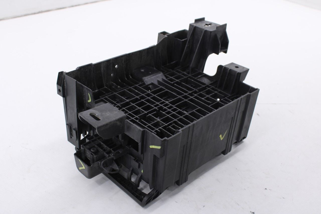 14-16 Chevy Silverado 1500 2WT 4WD Engine Wire Harness Fuse Relay Junction Block - Alshned Auto Parts