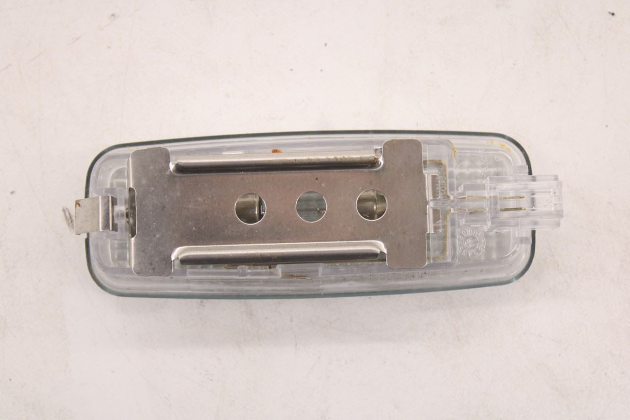 12-17 Audi A7 Premium Front and Rear Overhead Console Dome Light Lamp 4G0947135E12