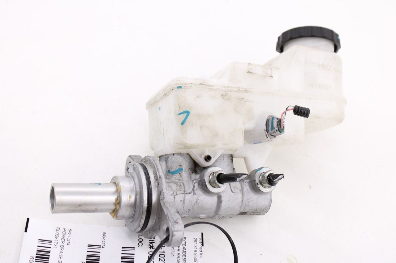 2019-2024 Toyota Corolla LE 2.0L Brake Master Cylinder w/ Reservoir 47201-02860 8