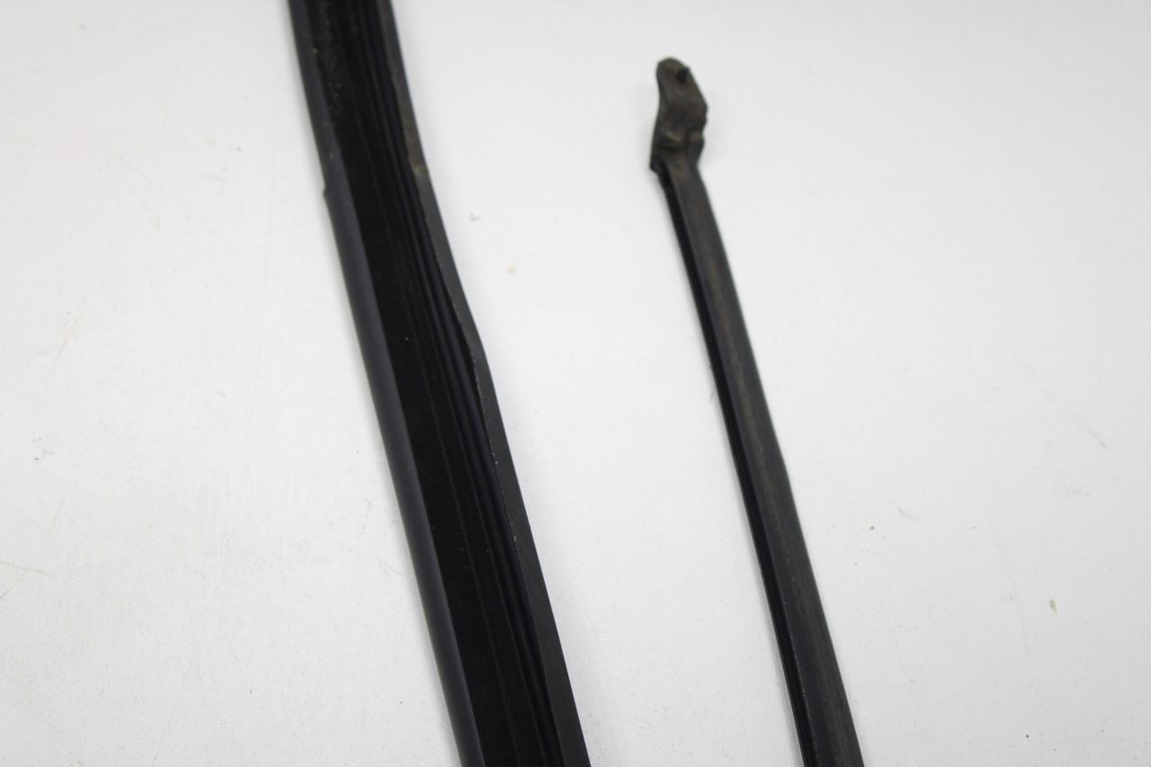 2019-20 Kia Sorento LX Rear Left Door Run Channel Outer Inner Belt Weatherstrip - Alshned Auto Parts