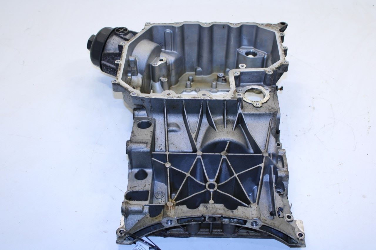 2011-2016 Porsche Panamera 4 3.6L AWD Engine Upper Oil Pan 946-107-161-42 OEM - Alshned Auto Parts