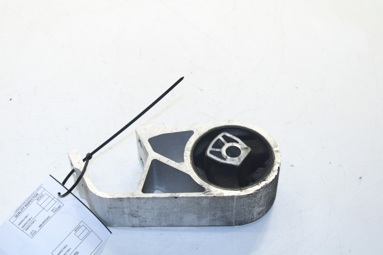 2019-2025 Chevrolet Blazer 2LT FWD Rear Lower Transmission Mount 85157577 OEM - Alshned Auto Parts