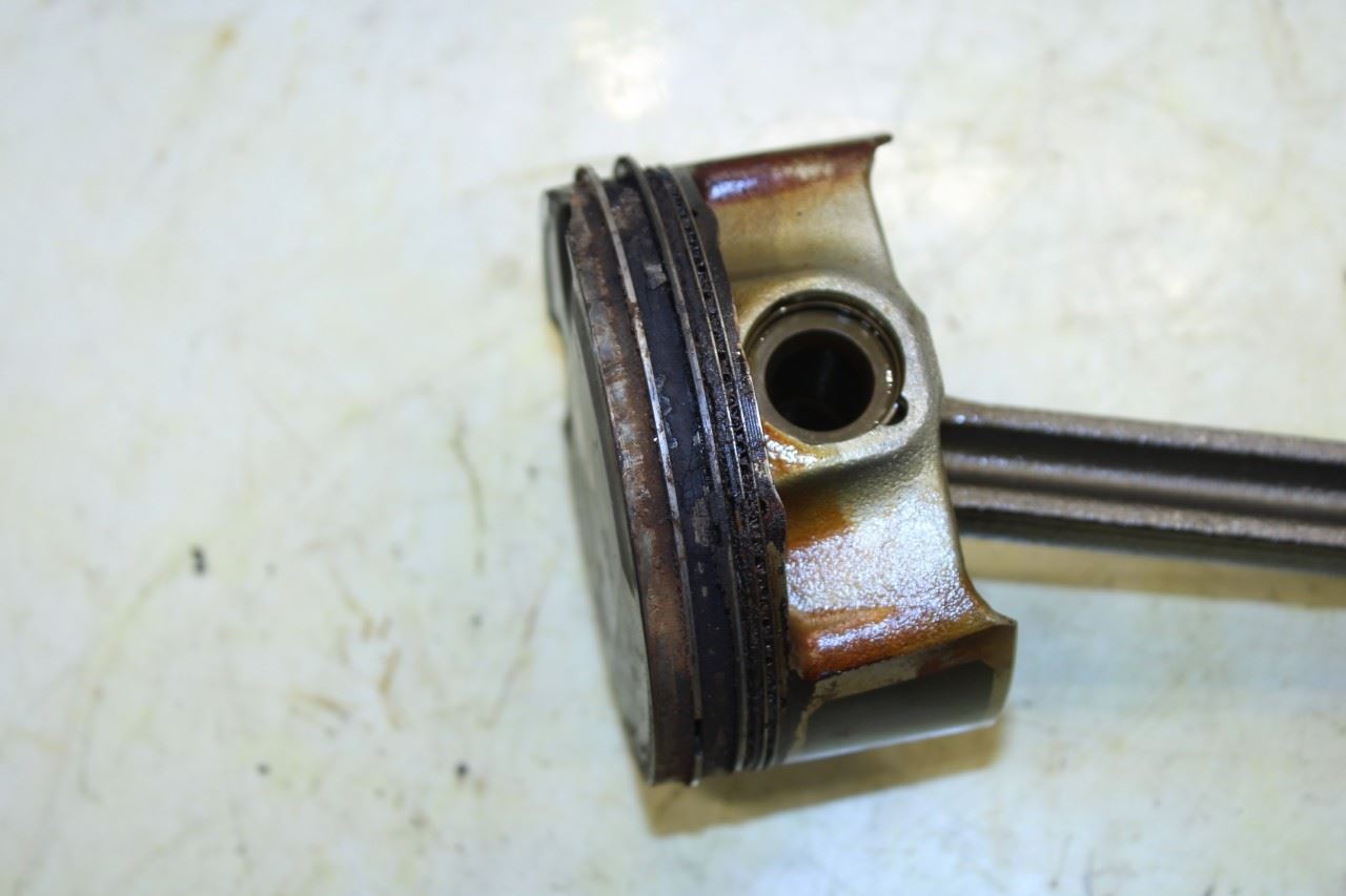 2020-2022 Kia Soul LX 2.0L Engine Piston No 2 w/ Connecting Rod 23510-2E420 OEM - Alshned Auto Parts