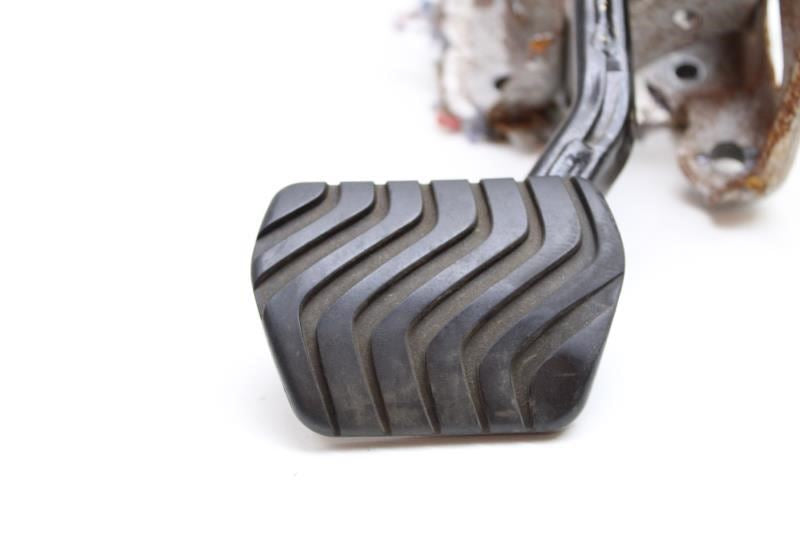 2019 Nissan Altima Brake Pedal w/ Bracket 46501-6CA0A OEM - Alshned Auto Parts