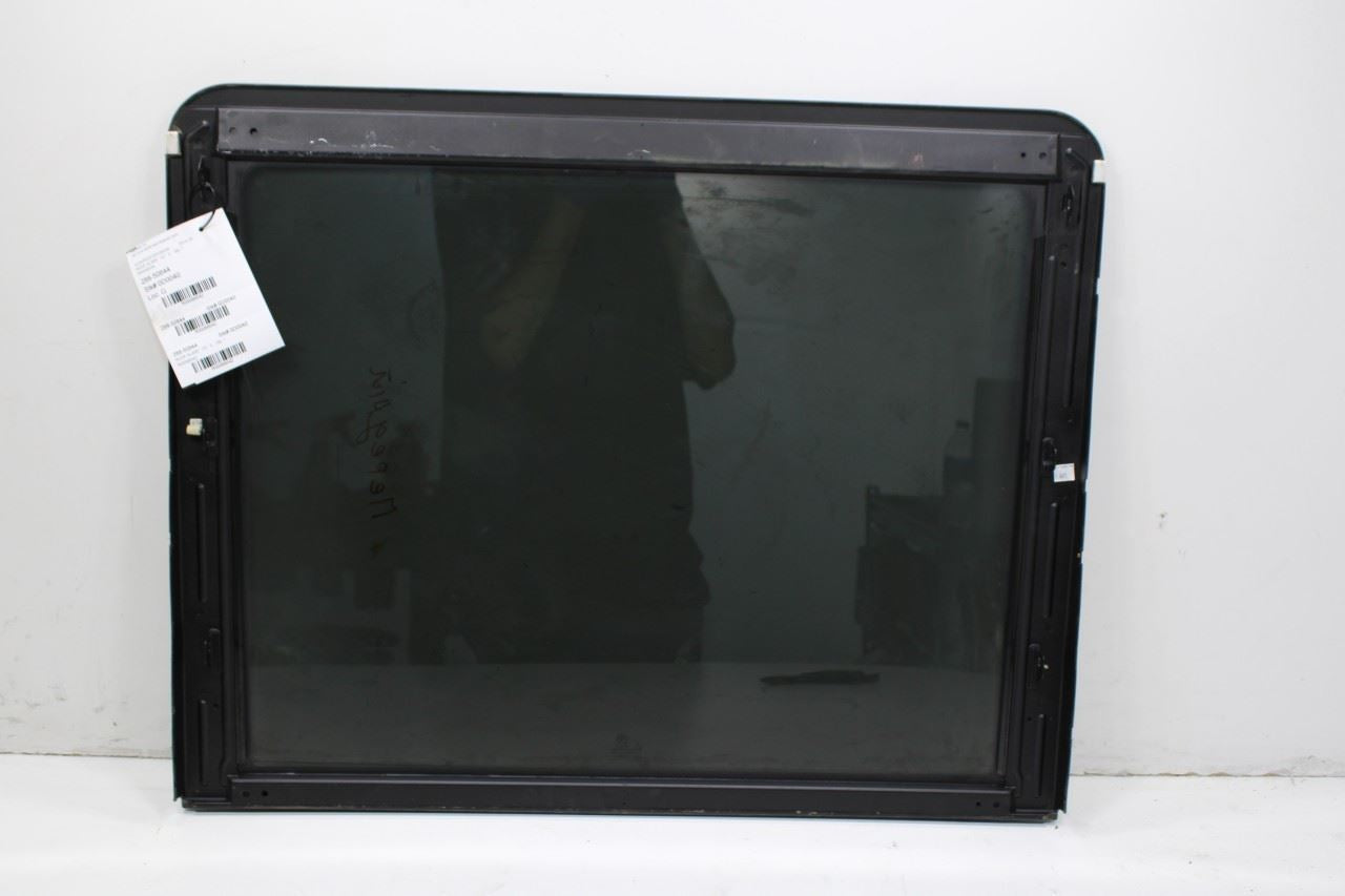 2014-2018 BMW X5 xDrive35i Front Panoramic Sunroof Roof Glass 54137386959 OEM - Alshned Auto Parts