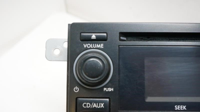 2011 Subaru Impreza Clarion CD Player Radio Faceplate Control Panel w/ Receiver3