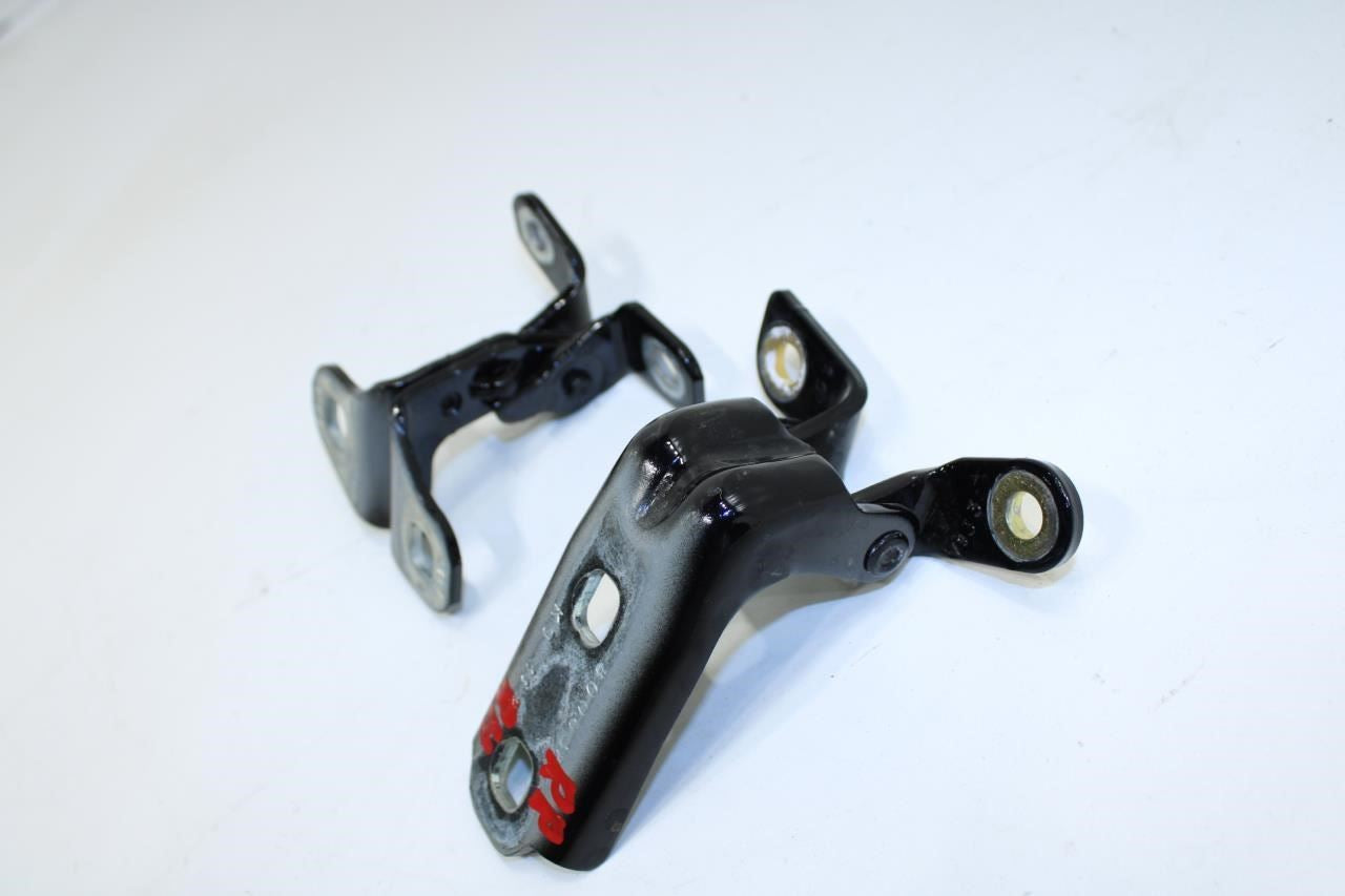 18-24 GMC Terrain Denali Rear Right Side Door Hinge Upper and Lower 13590932 OEM - Alshned Auto Parts