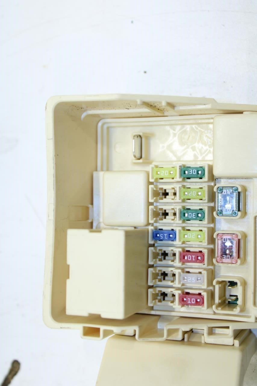 2022-2023 Kia Stinger GT1 3.3L AWD Rear Trunk Junction Fuse Box 91957-J5010 OEM - Alshned Auto Parts