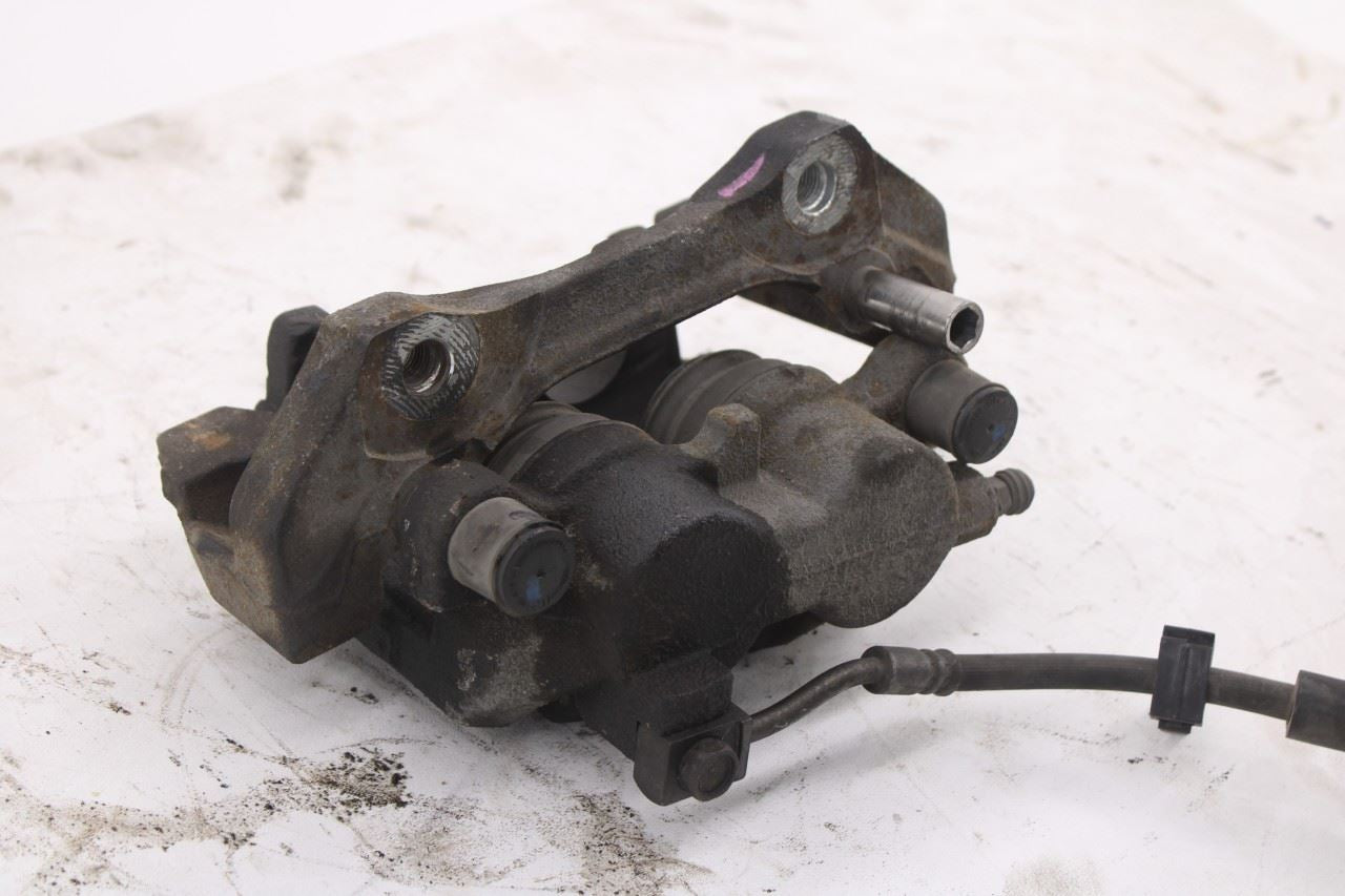 2011-2025 Dodge Durango SXT Front Right Side Disc Brake Caliper 68052362AB OEM13