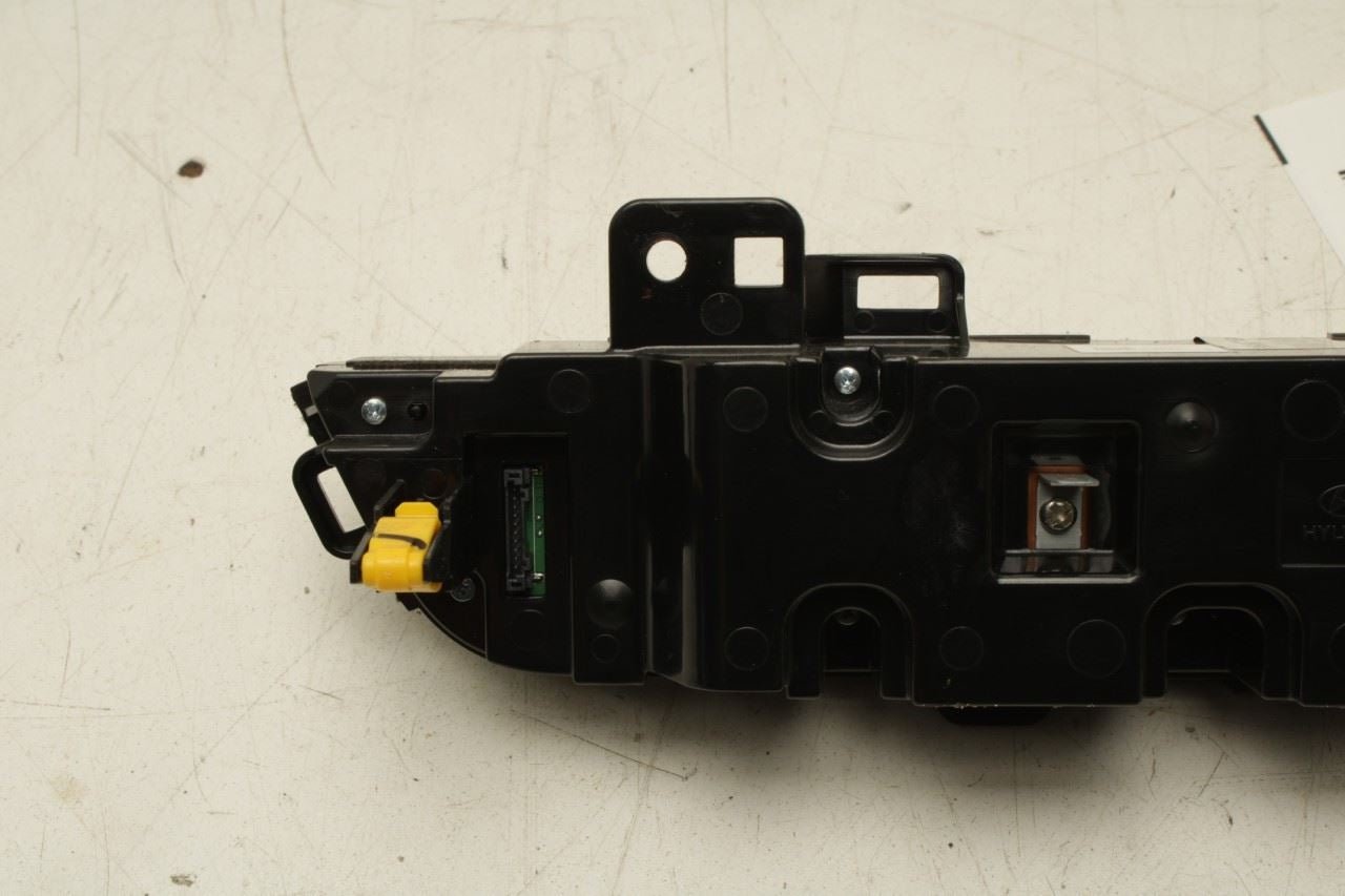 23-25 Kia Sportage Hybrid EX Radio Faceplate Heater Temperature Climate Control - Alshned Auto Parts
