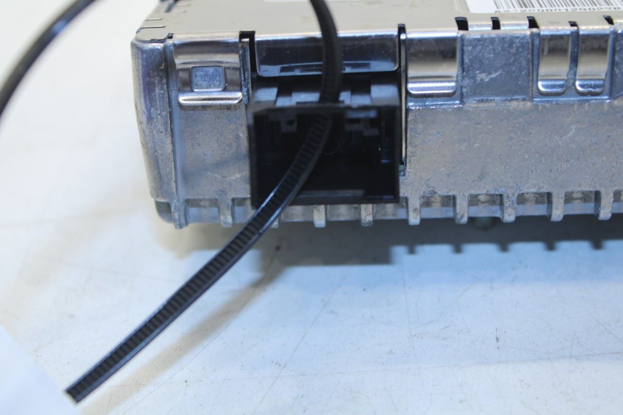 2012-2015 Mercedes-Benz ML350 Sirius Satellite Radio Receiver 212-900-01-29 OEM - Alshned Auto Parts