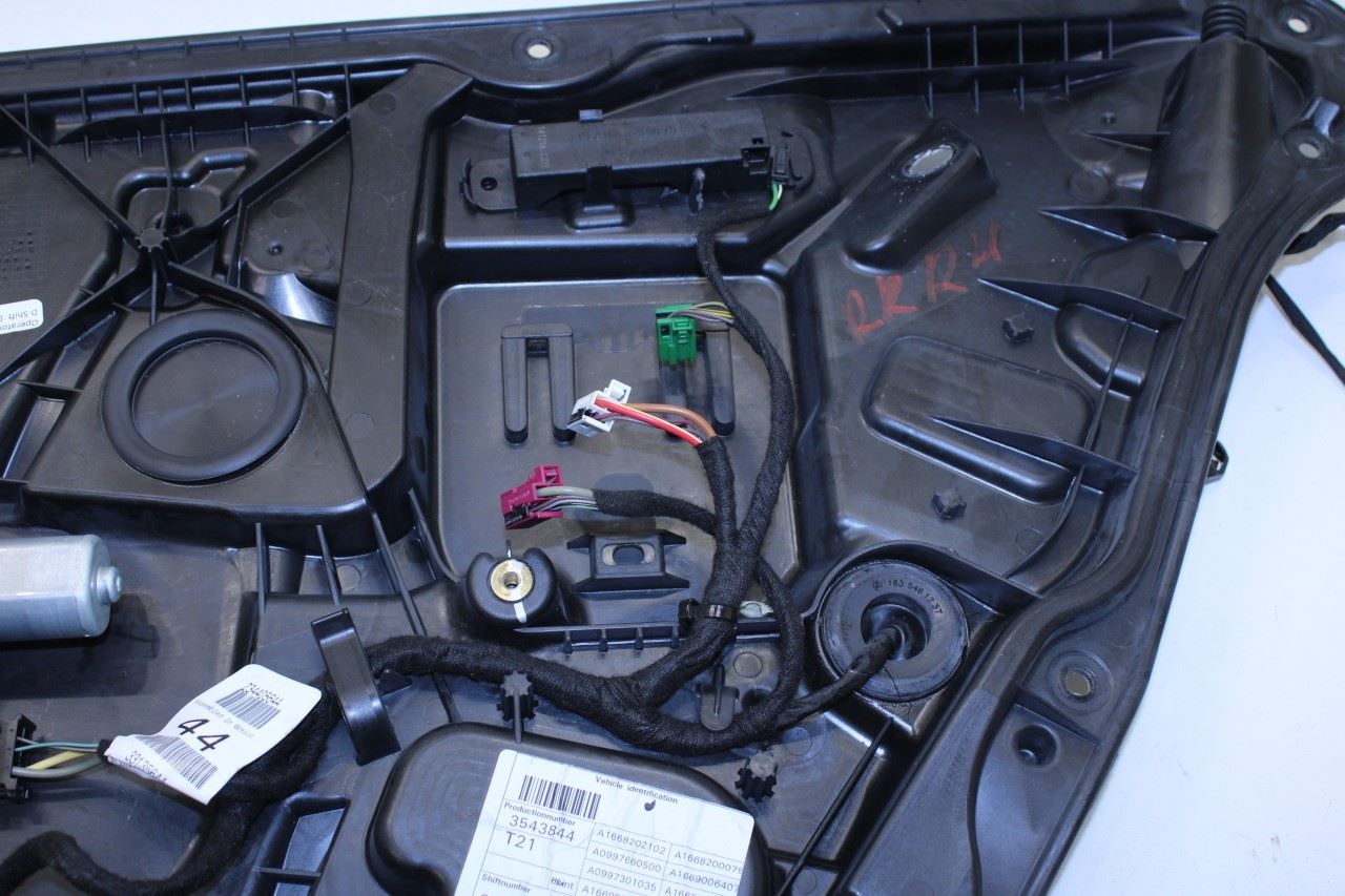 12-15 Mercedes-Benz ML350 RR RH Door Window Regulator w/ Carrier Plate and Motor - Alshned Auto Parts