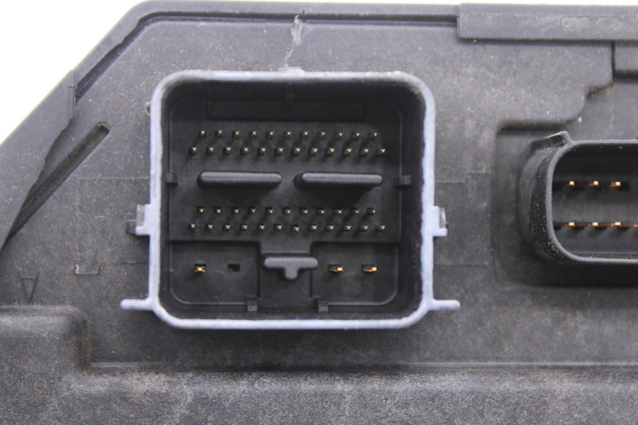 15-20 Dodge Grand Caravan GT 3.6L Totally Integrated Power Module Fuse Relay Box17
