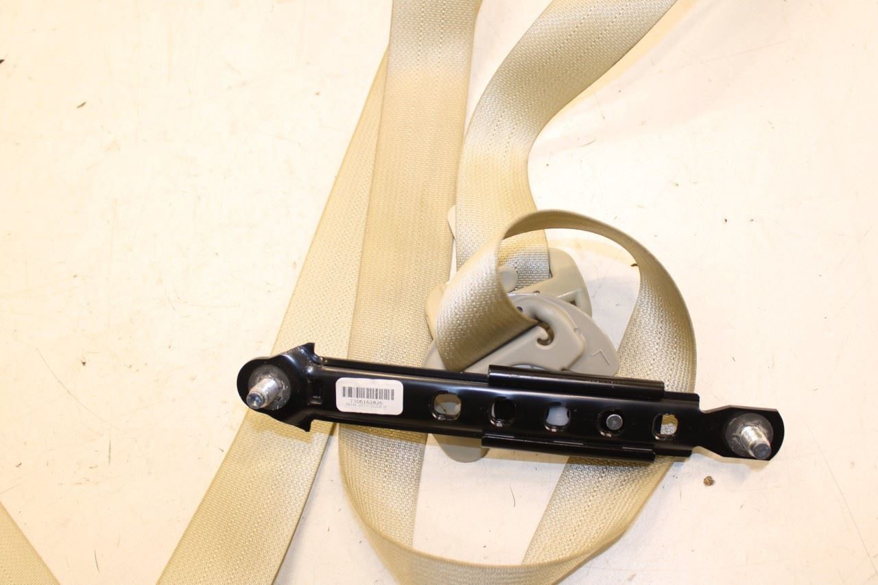 2016-19 Infiniti QX60 3.5L FWD Rear Driver Left Side 2nd Row Seat Belt Retractor - Alshned Auto Parts