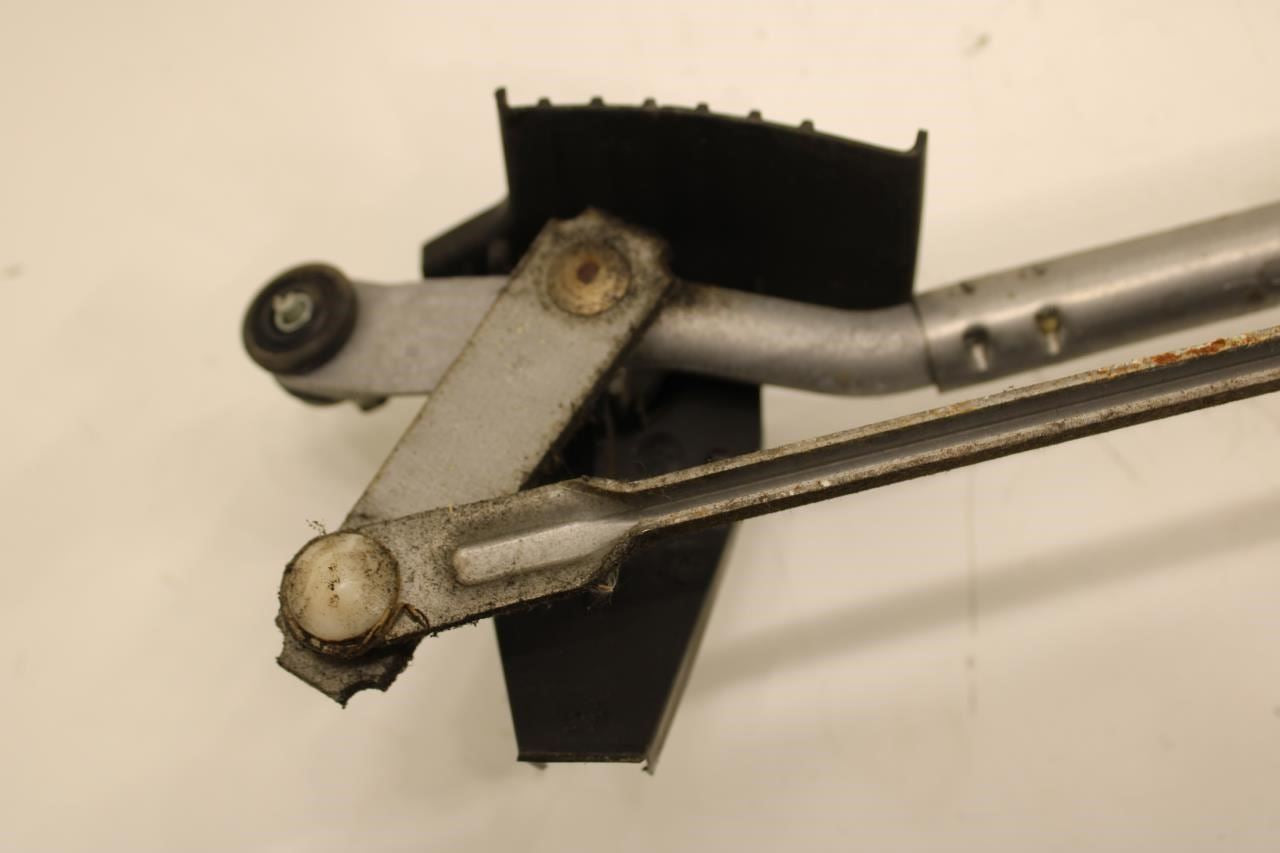 07-17 Jeep Patriot FR Windshield Wiper Transmission Linkage w/ Motor 4879432AH - Alshned Auto Parts