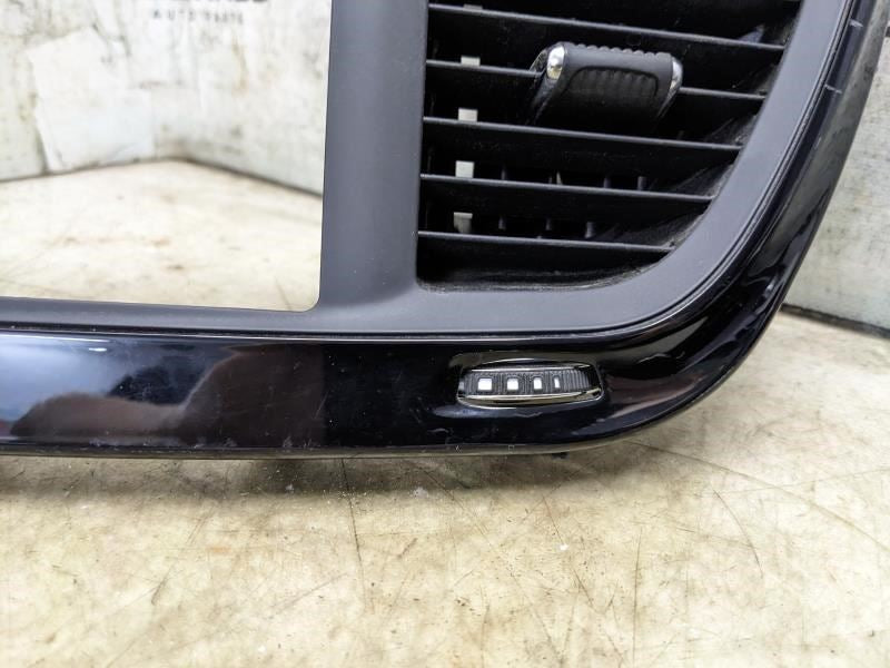 18-21 Chrysler Pacifica Center Dash Radio Trim Bezel w Air Vents 6FV63DX8AC OEM