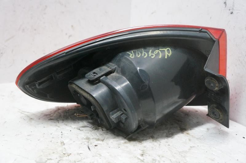 2009-11 Volkswagen Tiguan 2.0L Rear Right Side Tail Light Lamp 5N0-945-096-J OEM - Alshned Auto Parts
