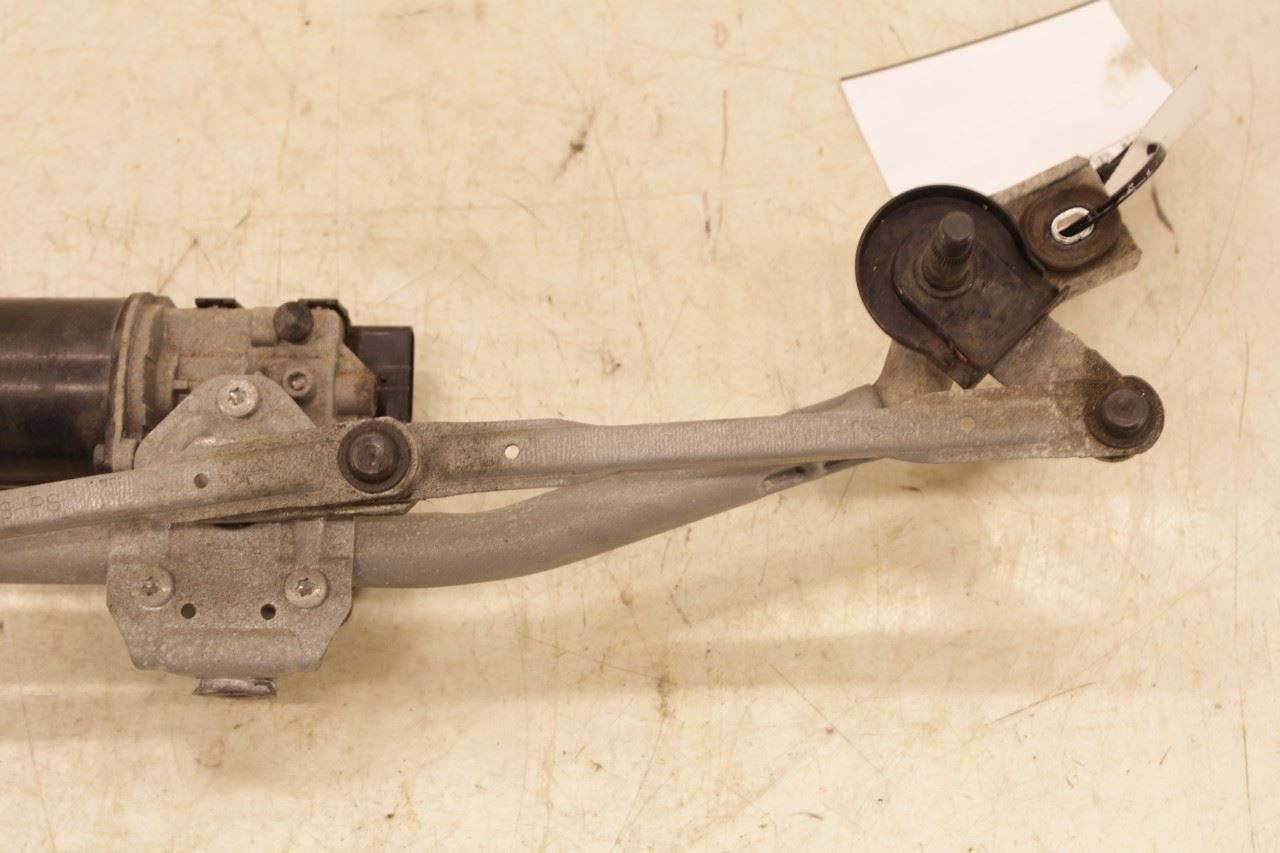 11-2017 Hyundai Veloster Turbo FR Windshield Wiper Transmission Linkage w/ Motor - Alshned Auto Parts