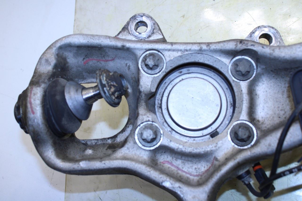 2012-2015 Mercedes-Benz ML350 Front Left Side Spindle Knuckle Hub 166-330-09-20 - Alshned Auto Parts