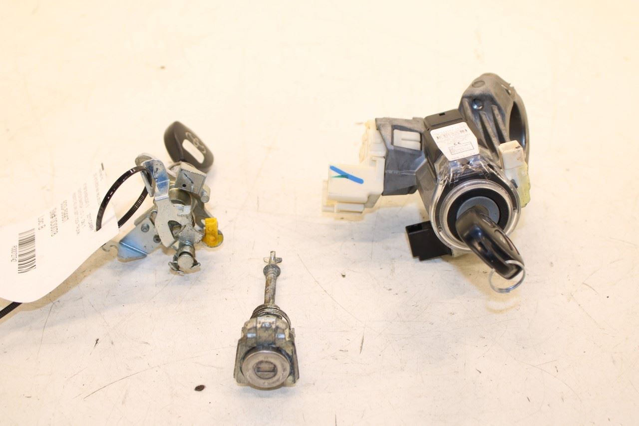 2010-11 Toyota Camry LE Set Ignition Switch Lock Cylinder w/ Door and Trunk Lock - Alshned Auto Parts