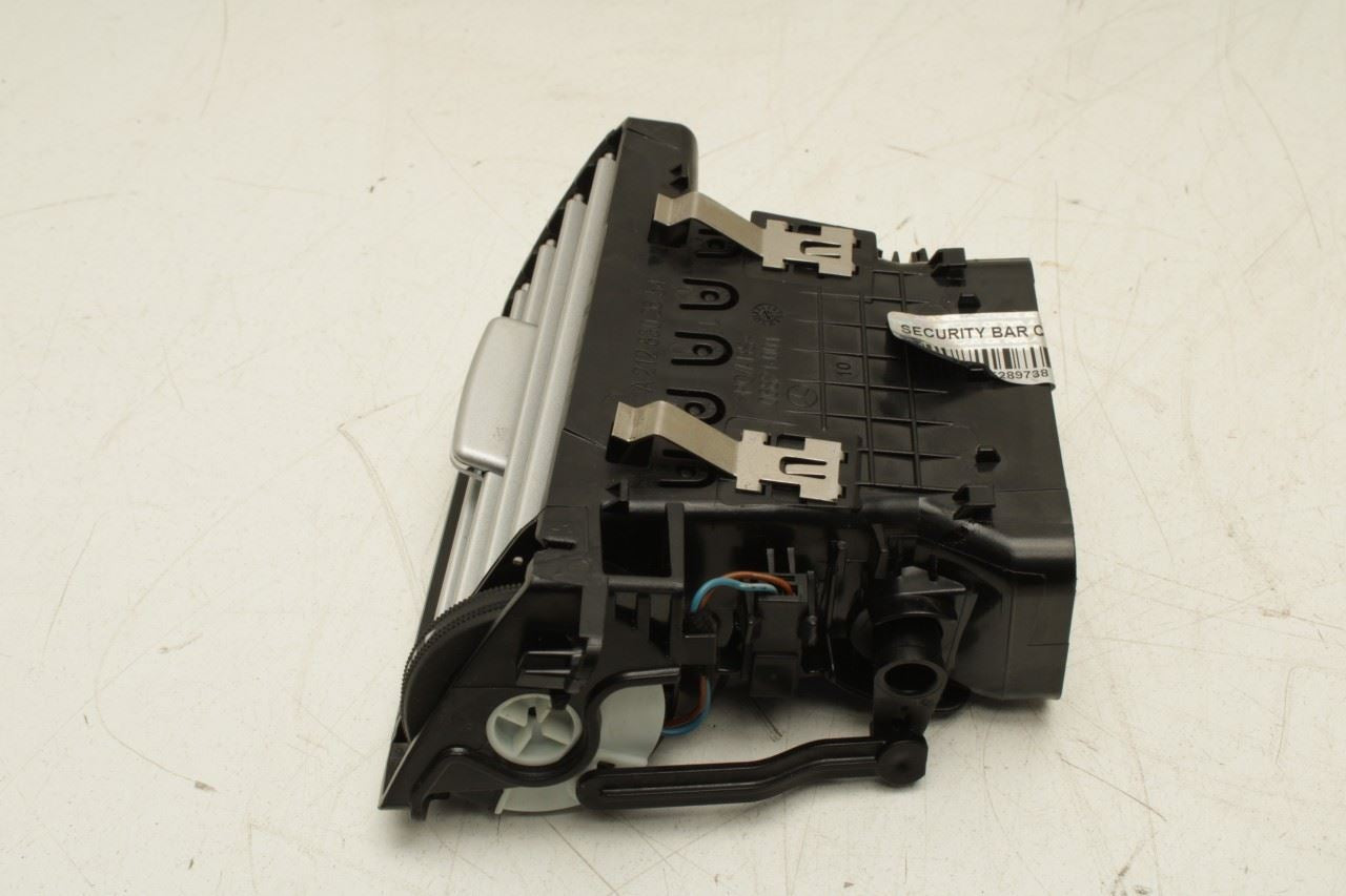 10-12 Mercedes-Benz E350 Sport 4MATIC Front RH and LH Dash Outer Air Vent Grille - Alshned Auto Parts