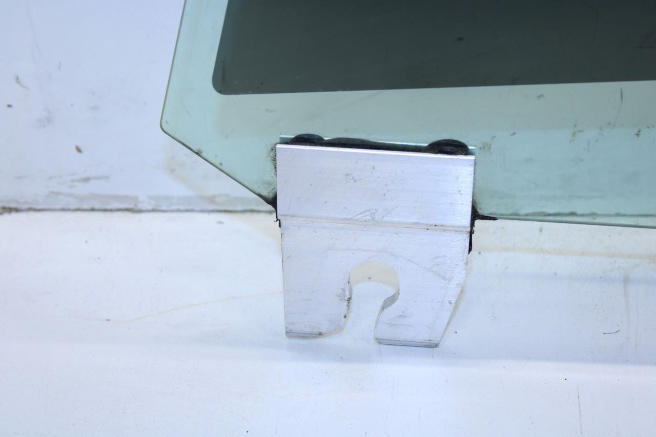2017 Maserati Ghibli Front Left Driver Side Door Window Glass 670038128 OEM - Alshned Auto Parts