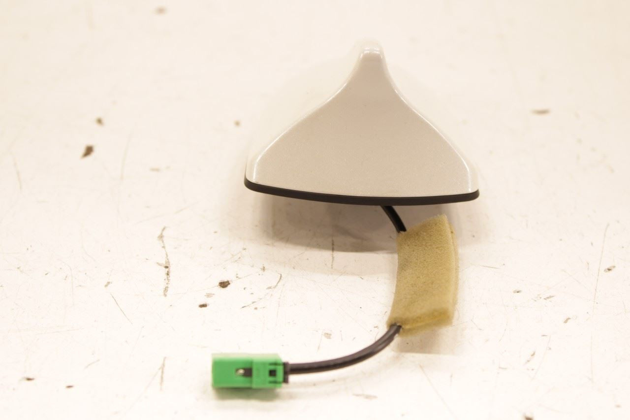 14-20 Infiniti Q50 Premium Roof Exterior Shark Fin Radio Antenna 28208-6AJ0B OEM - Alshned Auto Parts