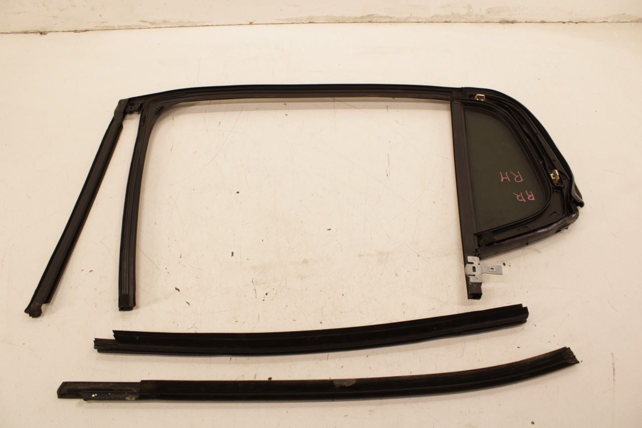 17-23 GMC Acadia SLT-1 Rear RH Door Vent Glass Run Channel w/ Belt Molding Seal - Alshned Auto Parts