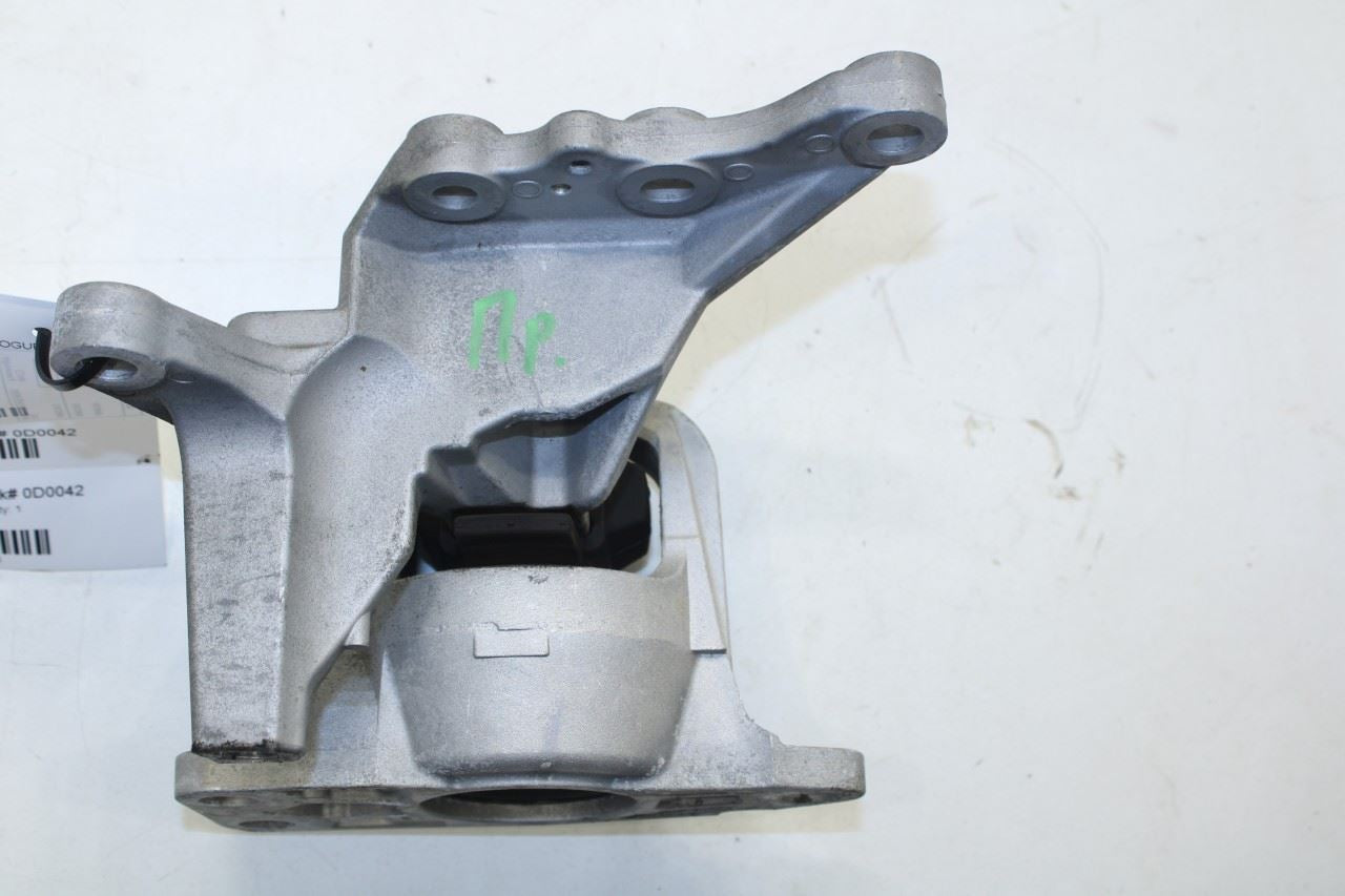 2017-22 Nissan Rogue Sport SL 2.0L AWD Right Engine Mount Insulator 11210-4BB0B - Alshned Auto Parts