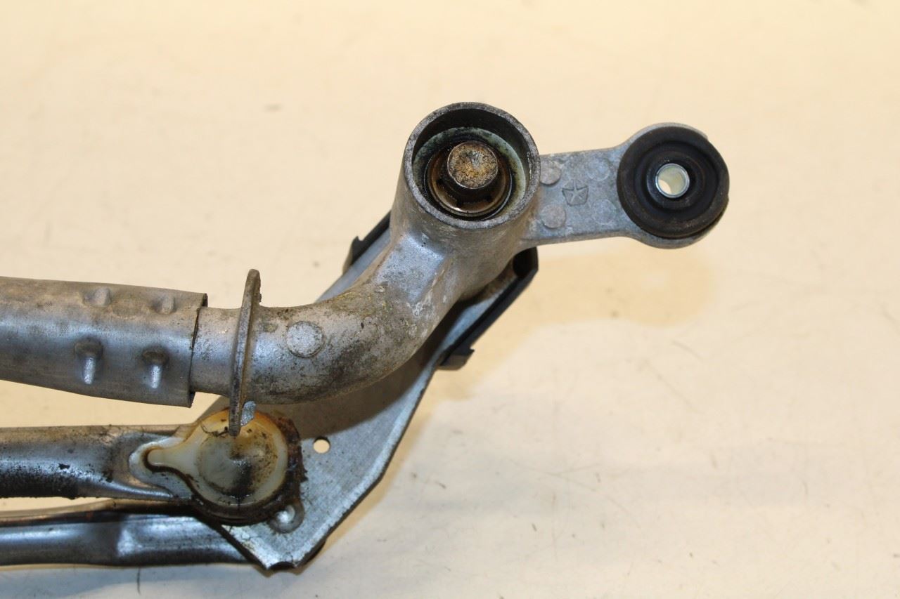 14-2023 Jeep Cherokee Latitude FR Windshield Wiper Transmission Linkage w/ Motor - Alshned Auto Parts